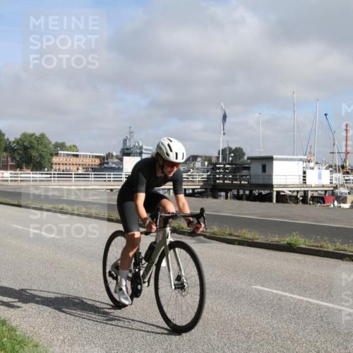 17.08.2025 - KN Förde Triathlon 2025 Yannick Fuchs http://msf.ph/oto/8612316 17.08.2025 09:24:17 Radfahren 128, 144, 162 meine-sportfotos.de