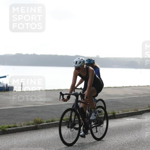 17.08.2025 - KN Förde Triathlon 2025 Yannick Fuchs http://msf.ph/oto/8612486 17.08.2025 10:03:35 Radfahren 149, 160, 172, 213, 215, 221, 242, 254, 183, 202, 223 meine-sportfotos.de