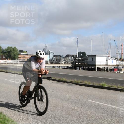 17.08.2025 - KN Förde Triathlon 2025 Yannick Fuchs http://msf.ph/oto/8612522 17.08.2025 09:30:47 Radfahren 117, 157, 197, 224, 242 meine-sportfotos.de
