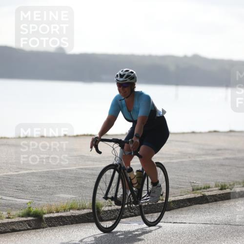 17.08.2025 - KN Förde Triathlon 2025 Yannick Fuchs http://msf.ph/oto/8612551 17.08.2025 10:04:11 Radfahren 111, 196, 211, 218, 224, 234 meine-sportfotos.de