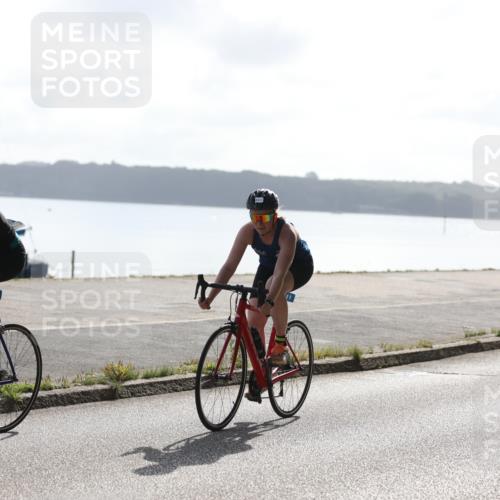 17.08.2025 - KN Förde Triathlon 2025 Yannick Fuchs http://msf.ph/oto/8612562 17.08.2025 10:04:14 Radfahren 111, 196, 211, 218, 224, 234, 211 meine-sportfotos.de