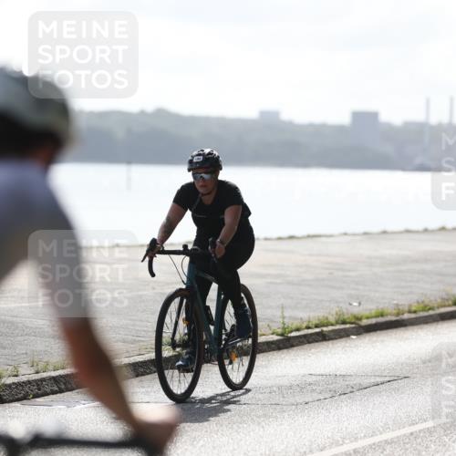 17.08.2025 - KN Förde Triathlon 2025 Yannick Fuchs http://msf.ph/oto/8612568 17.08.2025 10:04:15 Radfahren 111, 196, 218, 224, 234, 211, 234 meine-sportfotos.de