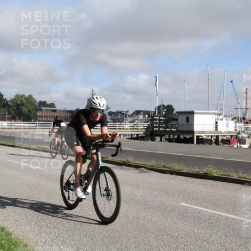 17.08.2025 - KN Förde Triathlon 2025 Yannick Fuchs http://msf.ph/oto/8612570 17.08.2025 09:31:22 Radfahren 120, 133, 136, 198, 219 meine-sportfotos.de