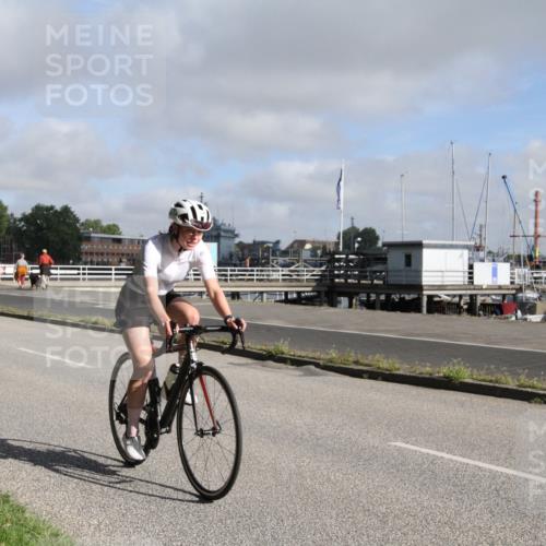 17.08.2025 - KN Förde Triathlon 2025 Yannick Fuchs http://msf.ph/oto/8612640 17.08.2025 09:32:27 Radfahren 147, 195, 201, 224, 246 meine-sportfotos.de