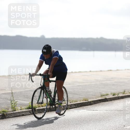 17.08.2025 - KN Förde Triathlon 2025 Yannick Fuchs http://msf.ph/oto/8612717 17.08.2025 10:05:08 Radfahren 163, 186, 155, 175 meine-sportfotos.de