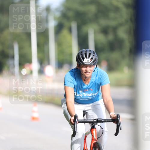 17.08.2025 - KN Förde Triathlon 2025 Yannick Fuchs http://msf.ph/oto/8612723 17.08.2025 10:05:24 Radfahren 169, 183, 202, 223, 215, 242 meine-sportfotos.de