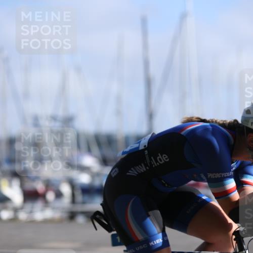 17.08.2025 - KN Förde Triathlon 2025 Yannick Fuchs http://msf.ph/oto/8612733 17.08.2025 09:15:00 Radfahren 104 meine-sportfotos.de