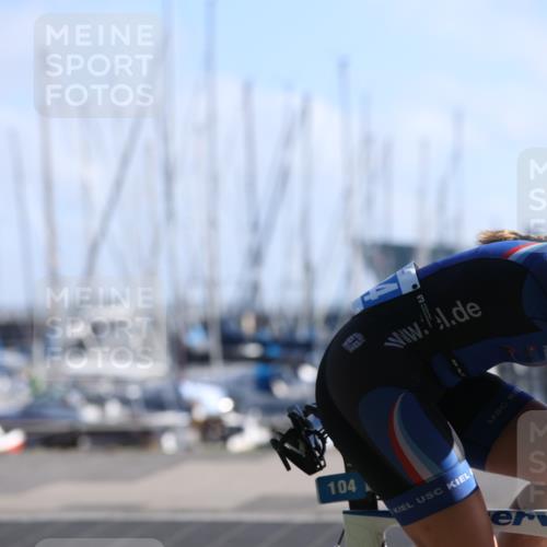 17.08.2025 - KN Förde Triathlon 2025 Yannick Fuchs http://msf.ph/oto/8612734 17.08.2025 09:15:00 Radfahren 104 meine-sportfotos.de