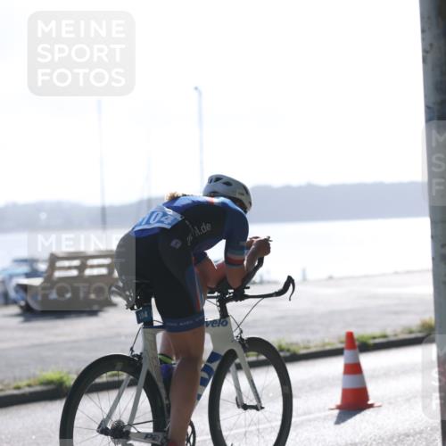 17.08.2025 - KN Förde Triathlon 2025 Yannick Fuchs http://msf.ph/oto/8612746 17.08.2025 09:15:01 Radfahren 104 meine-sportfotos.de