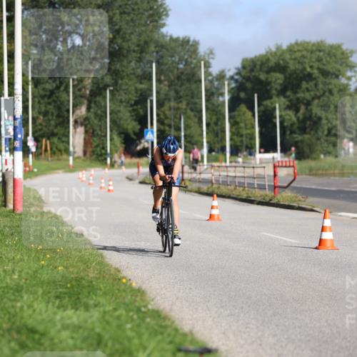 17.08.2025 - KN Förde Triathlon 2025 Yannick Fuchs http://msf.ph/oto/8612833 17.08.2025 09:16:21 Radfahren 103, 115, 252 meine-sportfotos.de