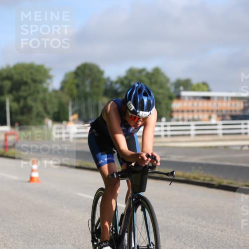 17.08.2025 - KN Förde Triathlon 2025 Yannick Fuchs http://msf.ph/oto/8612848 17.08.2025 09:16:23 Radfahren 103, 115, 253, 252 meine-sportfotos.de