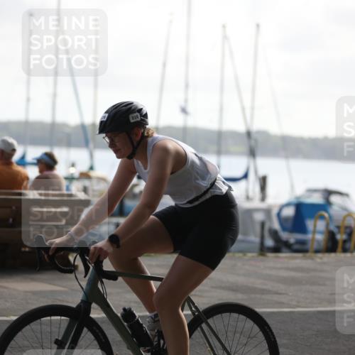 17.08.2025 - KN Förde Triathlon 2025 Yannick Fuchs http://msf.ph/oto/8612875 17.08.2025 10:06:25 Radfahren 184, 188, 212, 230, 188 meine-sportfotos.de
