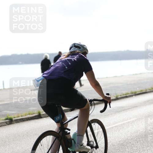 17.08.2025 - KN Förde Triathlon 2025 Yannick Fuchs http://msf.ph/oto/8612903 17.08.2025 10:06:40 Radfahren 170, 176, 208, 170, 182, 212 meine-sportfotos.de