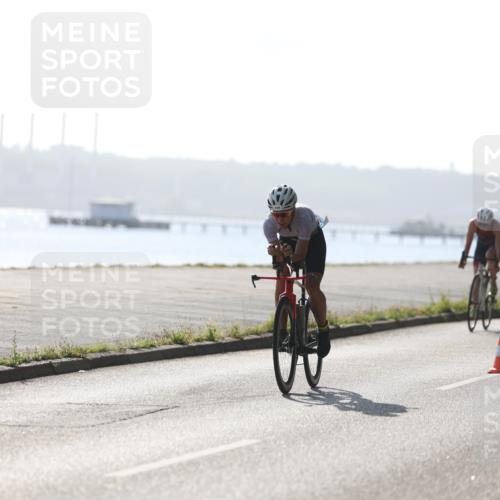 17.08.2025 - KN Förde Triathlon 2025 Yannick Fuchs http://msf.ph/oto/8612904 17.08.2025 09:16:43 Radfahren 105, 121 meine-sportfotos.de