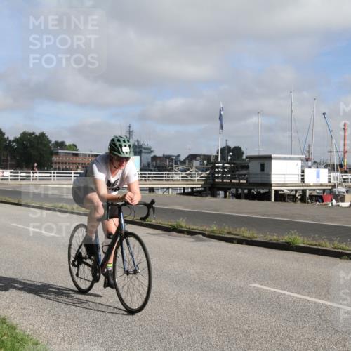 17.08.2025 - KN Förde Triathlon 2025 Yannick Fuchs http://msf.ph/oto/8612992 17.08.2025 09:36:07 Radfahren 105, 139, 159, 253 meine-sportfotos.de