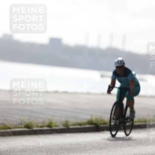 17.08.2025 - KN Förde Triathlon 2025 Yannick Fuchs http://msf.ph/oto/8612999 17.08.2025 10:08:05 Radfahren 167, 174, 219, 244 meine-sportfotos.de