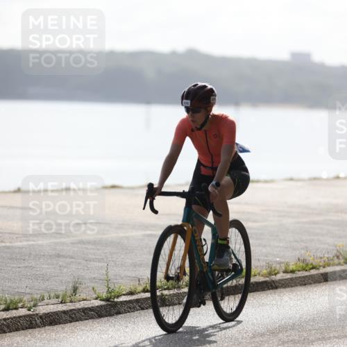 17.08.2025 - KN Förde Triathlon 2025 Yannick Fuchs http://msf.ph/oto/8613067 17.08.2025 10:09:49 Radfahren 225, 195, 201 meine-sportfotos.de