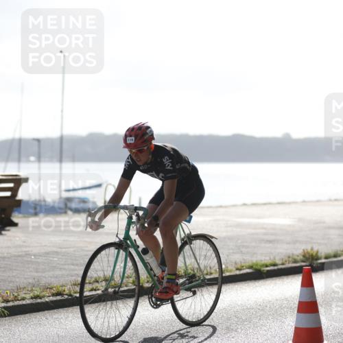 17.08.2025 - KN Förde Triathlon 2025 Yannick Fuchs http://msf.ph/oto/8613125 17.08.2025 09:18:09 Radfahren 103, 105, 107, 119, 253 meine-sportfotos.de