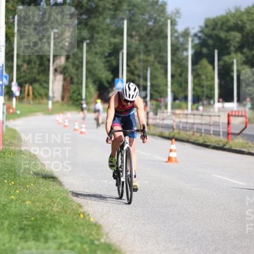 17.08.2025 - KN Förde Triathlon 2025 Yannick Fuchs http://msf.ph/oto/8613173 17.08.2025 09:18:22 Radfahren 120, 121, 103 meine-sportfotos.de