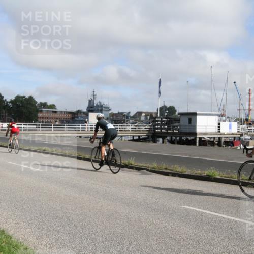 17.08.2025 - KN Förde Triathlon 2025 Yannick Fuchs http://msf.ph/oto/8613179 17.08.2025 09:38:57 Radfahren 172, 185, 204, 240, 241 meine-sportfotos.de