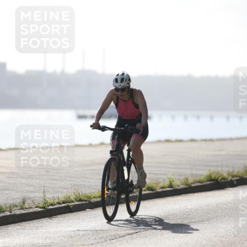 17.08.2025 - KN Förde Triathlon 2025 Yannick Fuchs http://msf.ph/oto/8613188 17.08.2025 09:18:27 Radfahren 120, 157, 121 meine-sportfotos.de