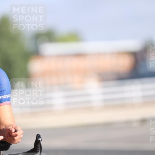 17.08.2025 - KN Förde Triathlon 2025 Yannick Fuchs http://msf.ph/oto/8613270 17.08.2025 09:19:02 Radfahren 108, 109, 110, 113, 116 meine-sportfotos.de