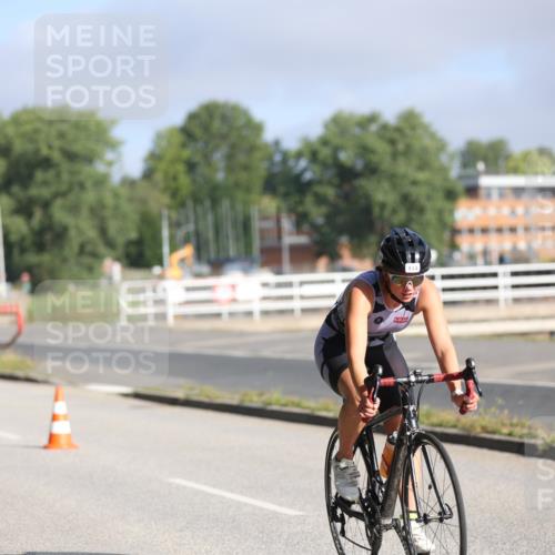 17.08.2025 - KN Förde Triathlon 2025 Yannick Fuchs http://msf.ph/oto/8613286 17.08.2025 09:19:06 Radfahren 108, 109, 113, 116, 110 meine-sportfotos.de
