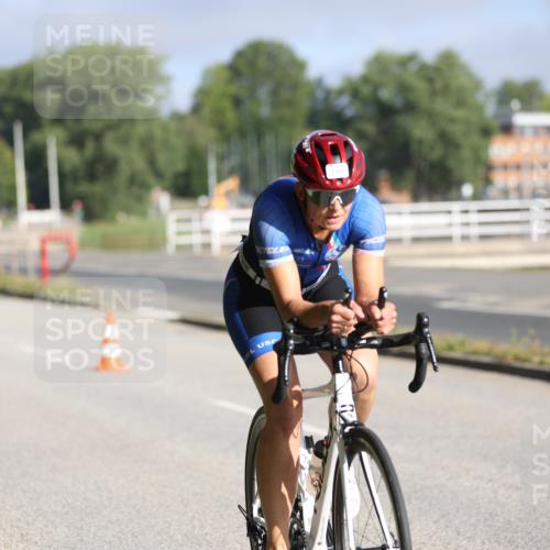 17.08.2025 - KN Förde Triathlon 2025 Yannick Fuchs http://msf.ph/oto/8613291 17.08.2025 09:19:06 Radfahren 108, 109, 113, 116, 110 meine-sportfotos.de