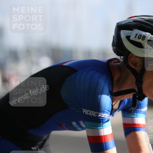 17.08.2025 - KN Förde Triathlon 2025 Yannick Fuchs http://msf.ph/oto/8613317 17.08.2025 09:19:12 Radfahren 108, 109, 113, 116 meine-sportfotos.de