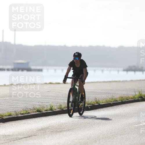 17.08.2025 - KN Förde Triathlon 2025 Yannick Fuchs http://msf.ph/oto/8613320 17.08.2025 09:19:22 Radfahren 102, 136 meine-sportfotos.de