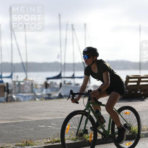 17.08.2025 - KN Förde Triathlon 2025 Yannick Fuchs http://msf.ph/oto/8613332 17.08.2025 09:19:25 Radfahren 102, 114, 136 meine-sportfotos.de