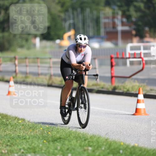 17.08.2025 - KN Förde Triathlon 2025 Yannick Fuchs http://msf.ph/oto/8613377 17.08.2025 09:20:18 Radfahren 117, 125, 157 meine-sportfotos.de