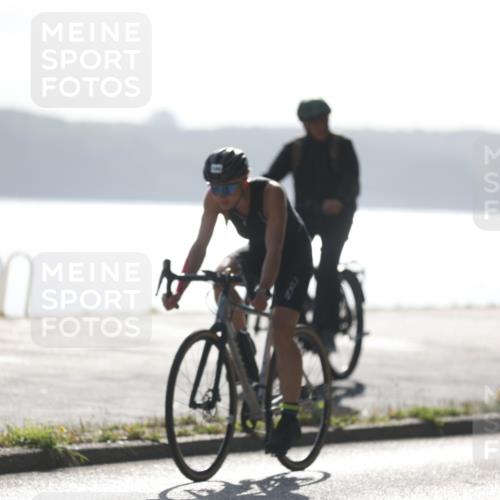 17.08.2025 - KN Förde Triathlon 2025 Yannick Fuchs http://msf.ph/oto/8613415 17.08.2025 09:20:30 Radfahren 120, 126, 127, 198, 117, 125 meine-sportfotos.de