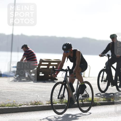 17.08.2025 - KN Förde Triathlon 2025 Yannick Fuchs http://msf.ph/oto/8613418 17.08.2025 09:20:31 Radfahren 120, 126, 127, 198, 117, 125 meine-sportfotos.de