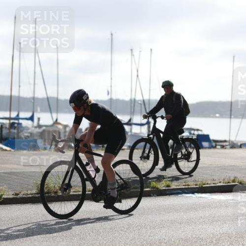 17.08.2025 - KN Förde Triathlon 2025 Yannick Fuchs http://msf.ph/oto/8613429 17.08.2025 09:20:32 Radfahren 120, 126, 127, 198, 125, 198 meine-sportfotos.de