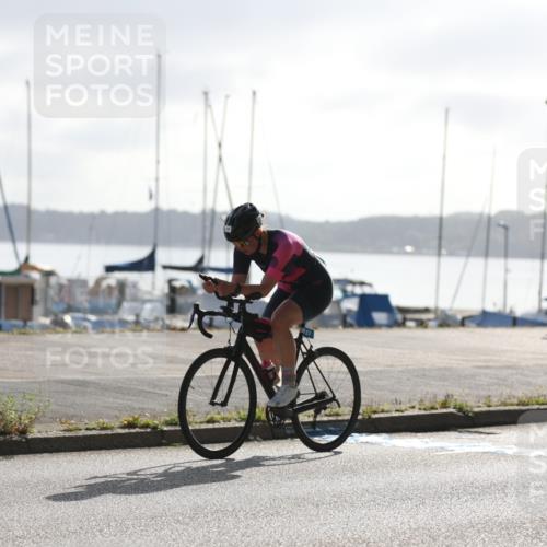 17.08.2025 - KN Förde Triathlon 2025 Yannick Fuchs http://msf.ph/oto/8613438 17.08.2025 09:20:34 Radfahren 120, 127, 126, 198 meine-sportfotos.de