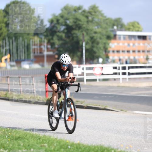 17.08.2025 - KN Förde Triathlon 2025 Yannick Fuchs http://msf.ph/oto/8613478 17.08.2025 09:21:05 Radfahren 136 meine-sportfotos.de