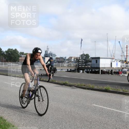 17.08.2025 - KN Förde Triathlon 2025 Yannick Fuchs http://msf.ph/oto/8613487 17.08.2025 09:43:59 Radfahren 111, 122, 127, 145, 146, 147, 148, 151, 208, 215, 218, 242, 244 meine-sportfotos.de