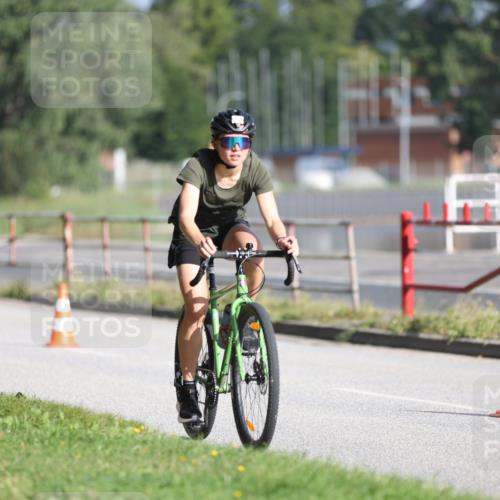 17.08.2025 - KN Förde Triathlon 2025 Yannick Fuchs http://msf.ph/oto/8613499 17.08.2025 09:21:15 Radfahren 102, 136 meine-sportfotos.de