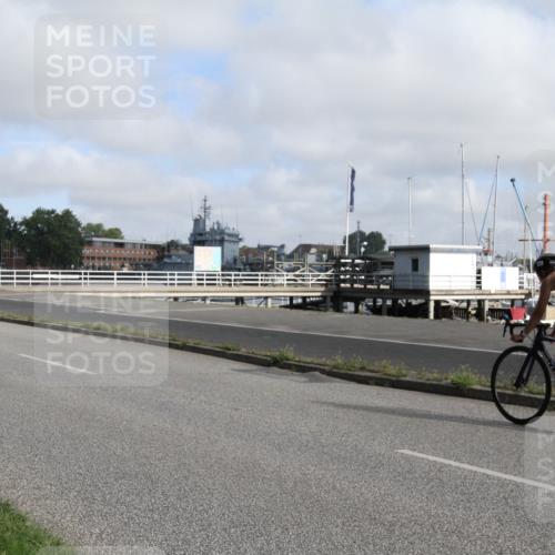 17.08.2025 - KN Förde Triathlon 2025 Yannick Fuchs http://msf.ph/oto/8613531 17.08.2025 09:44:47 Radfahren 200, 201, 212, 230, 252 meine-sportfotos.de
