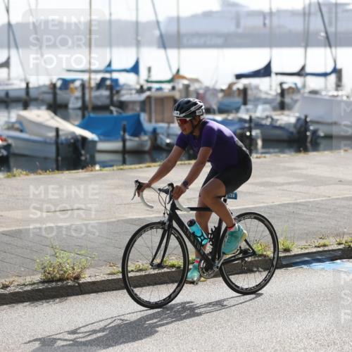 17.08.2025 - KN Förde Triathlon 2025 Yannick Fuchs http://msf.ph/oto/8613551 17.08.2025 09:21:44 Radfahren 122, 138 meine-sportfotos.de