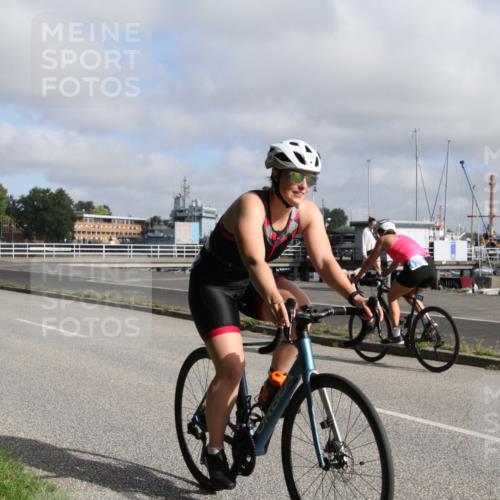 17.08.2025 - KN Förde Triathlon 2025 Yannick Fuchs http://msf.ph/oto/8613578 17.08.2025 09:45:31 Radfahren 128, 130, 135, 138, 142, 152, 190, 197, 235, 237 meine-sportfotos.de