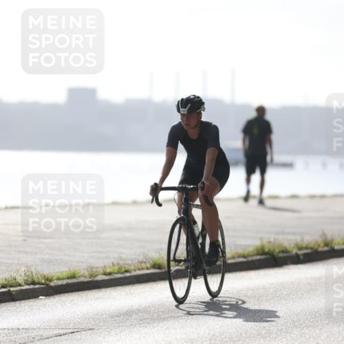17.08.2025 - KN Förde Triathlon 2025 Yannick Fuchs http://msf.ph/oto/8613581 17.08.2025 09:22:02 Radfahren 135, 142, 146, 147, 151, 142, 152 meine-sportfotos.de