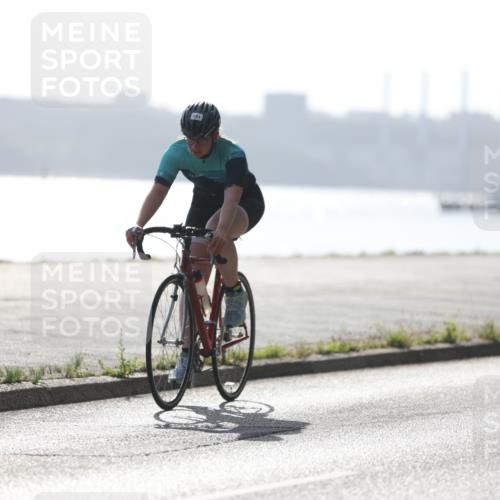 17.08.2025 - KN Förde Triathlon 2025 Yannick Fuchs http://msf.ph/oto/8613595 17.08.2025 09:22:06 Radfahren 135, 145, 146, 151, 198, 142, 147 meine-sportfotos.de