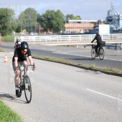 17.08.2025 - KN Förde Triathlon 2025 Yannick Fuchs http://msf.ph/oto/8613636 17.08.2025 09:22:17 Radfahren 126, 127, 198, 135, 145, 146 meine-sportfotos.de