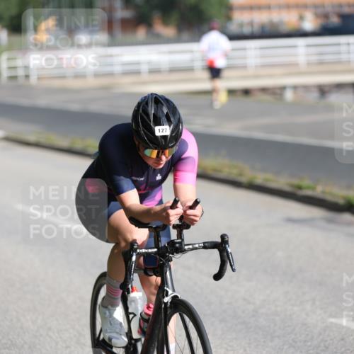 17.08.2025 - KN Förde Triathlon 2025 Yannick Fuchs http://msf.ph/oto/8613647 17.08.2025 09:22:23 Radfahren 104, 127, 126, 198 meine-sportfotos.de