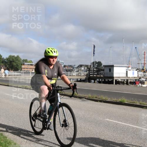 17.08.2025 - KN Förde Triathlon 2025 Yannick Fuchs http://msf.ph/oto/8613658 17.08.2025 09:47:26 Radfahren 135, 187, 238 meine-sportfotos.de