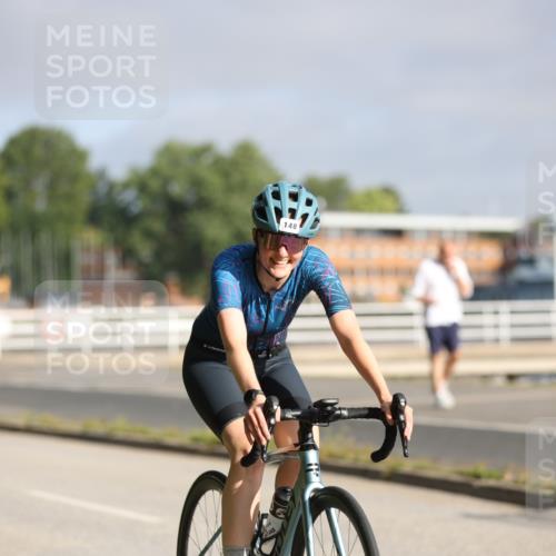 17.08.2025 - KN Förde Triathlon 2025 Yannick Fuchs http://msf.ph/oto/8613662 17.08.2025 09:22:34 Radfahren 128, 148, 150, 162, 104 meine-sportfotos.de