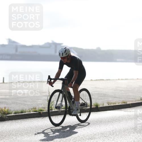 17.08.2025 - KN Förde Triathlon 2025 Yannick Fuchs http://msf.ph/oto/8613692 17.08.2025 09:22:42 Radfahren 128, 143, 162, 148, 150 meine-sportfotos.de