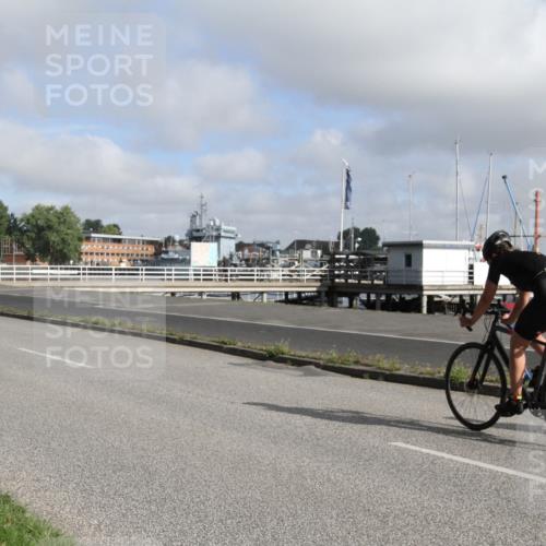 17.08.2025 - KN Förde Triathlon 2025 Yannick Fuchs http://msf.ph/oto/8613727 17.08.2025 09:48:37 Radfahren 106, 141, 159, 194 meine-sportfotos.de